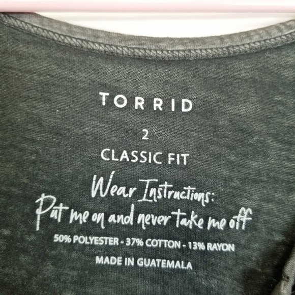 Torrid t‎ shirt classic fit thin material "grateful" size 2 EUC - Picture 3 of 8
